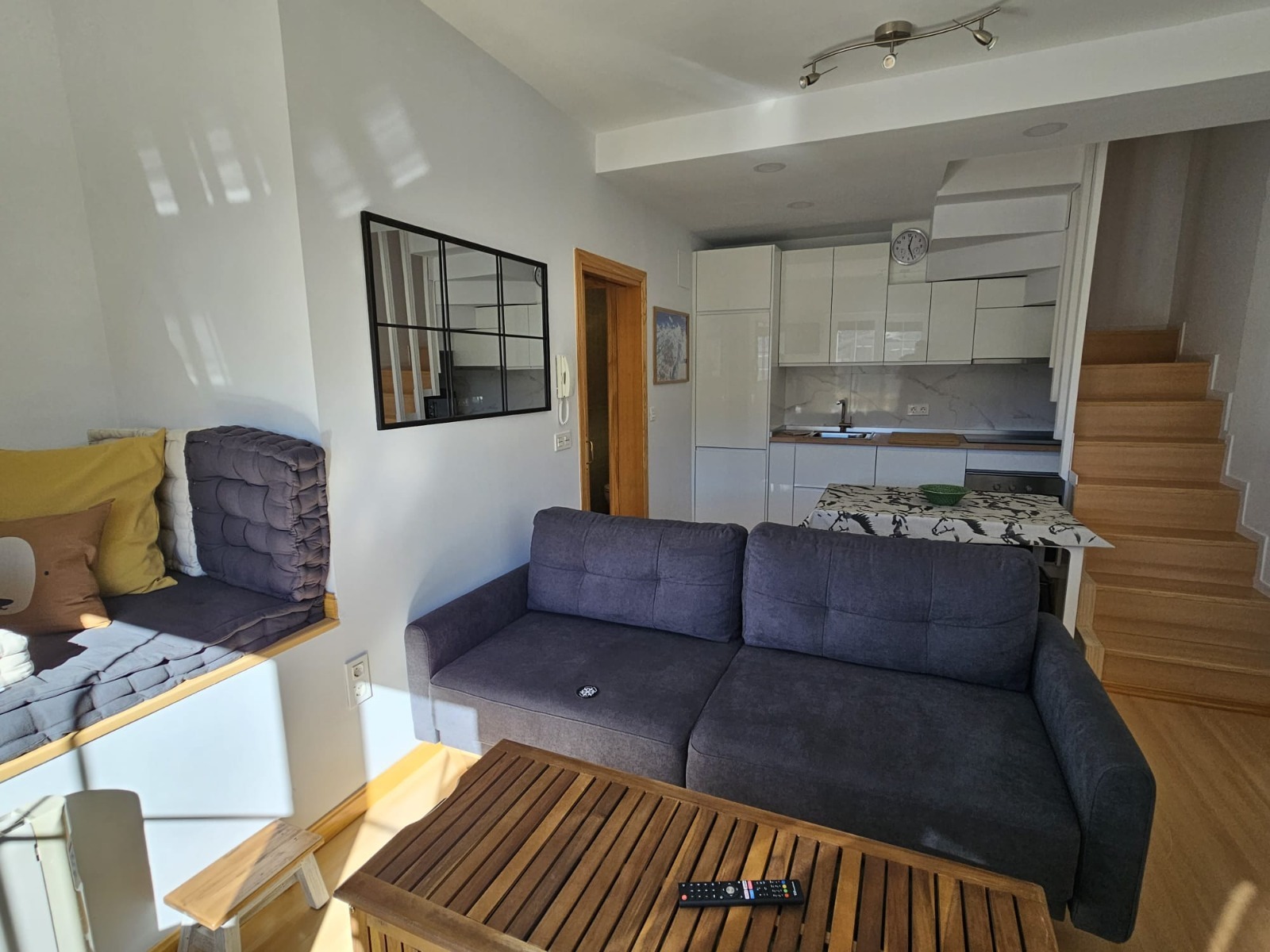 varwwwvhostsaviratodesign.comimedaapartamentos.es .aviratodesign.comwp contentuploads42.jpg